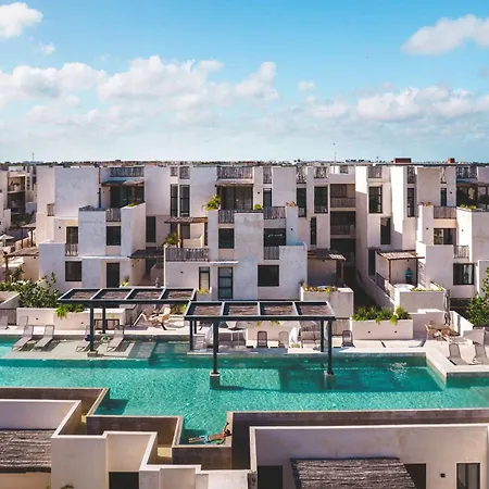 Luxury 2br Retreat With Private Pool & Apartamento *