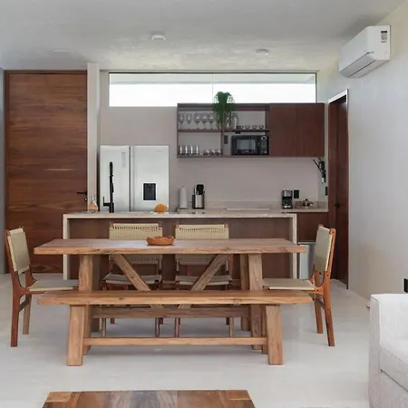 Limas Apartment *