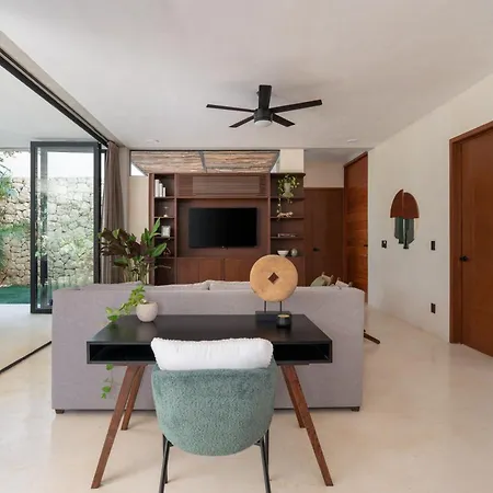 Limas Apartment