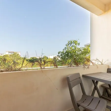 Luxury At Chichil Pool Gym Access Apartment *