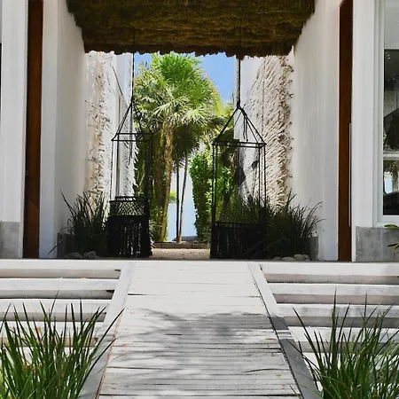 Villa Beachfront Kiin *