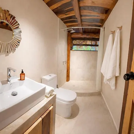 Treehouse H2ojos * Tulum