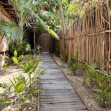 Alma Libre Hotel