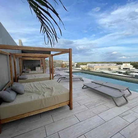 Studio Penthouse With Private Pool & Padel Tuk