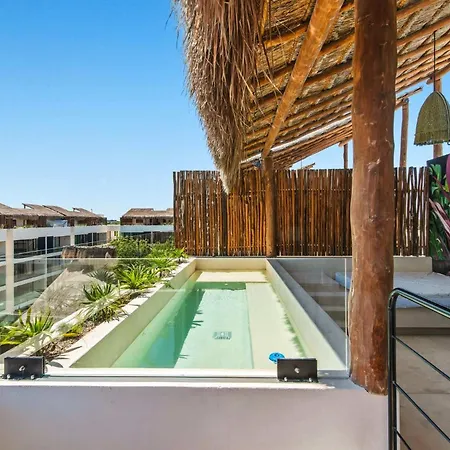 Penthouse With Private Plunge Pool - 2 King Tulum