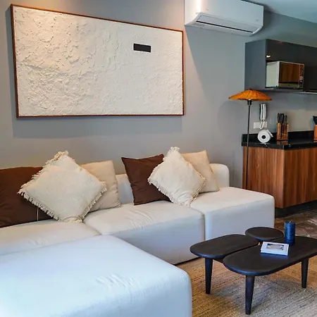Apartamento Paramar Noir Swim-up Aldea Zama
