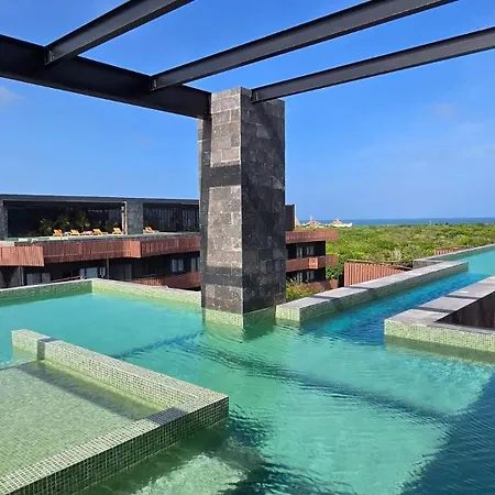 Art House - Filtered Water & 2 Free Clubs Zone Tulum