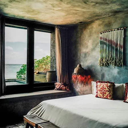 Hotel Nomade Temple 4*