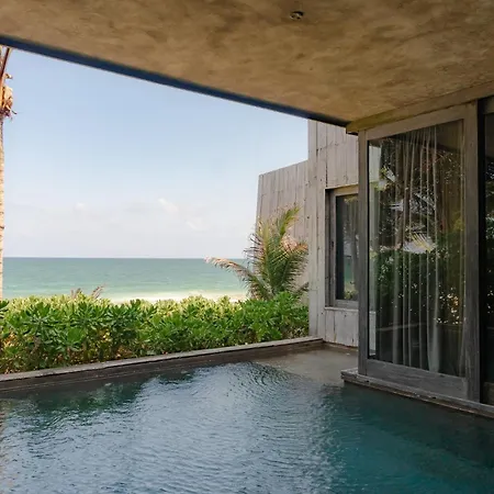 Nomade Temple Hotel