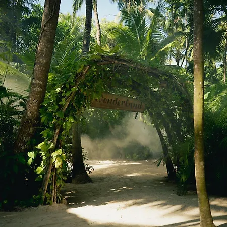 Nomade Temple Hotel 4*