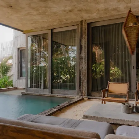 Nomade Temple Hotel