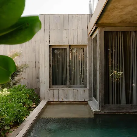 Hotel Nomade Temple 4*
