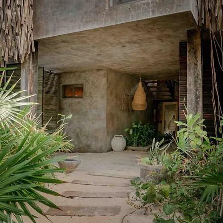 Hotel Nomade Temple