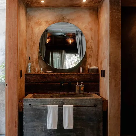 Nomade Temple Hotel Tulum