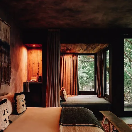 Hotel Nomade Temple