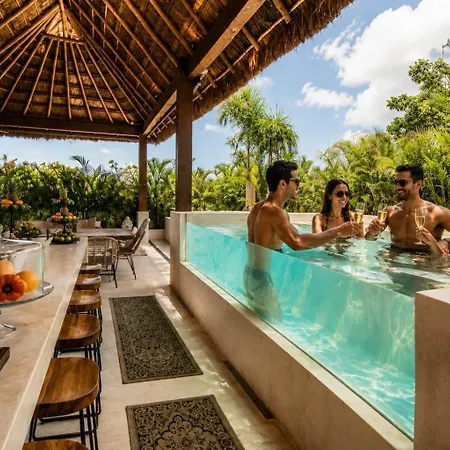 240m2 - 16 Persons - 6 - 2 Swimming Pool - 3 Jacuzzis Villa