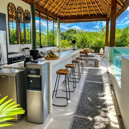 240m2 - 16 Persons - 6 - 2 Swimming Pool - 3 Jacuzzis Villa Tulum