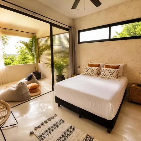 Villa 240m2 - 16 Persons - 6 - 2 Swimming Pool - 3 Jacuzzis