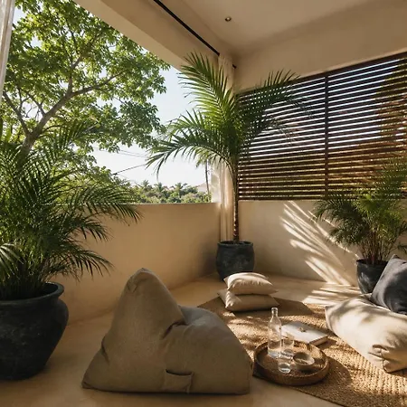 Villa 240m2 - 16 Persons - 6 - 2 Swimming Pool - 3 Jacuzzis Tulum