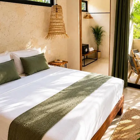 240m2 - 16 Persons - 6 - 2 Swimming Pool - 3 Jacuzzis * Tulum