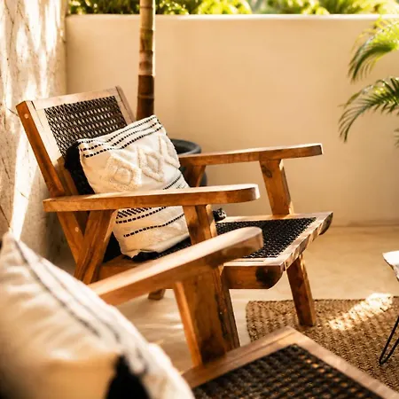 240m2 - 16 Persons - 6 - 2 Swimming Pool - 3 Jacuzzis Villa Tulum