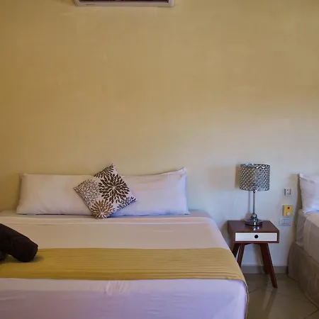 Scarlette Hotel