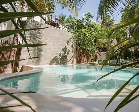 Beachfront * Tulum