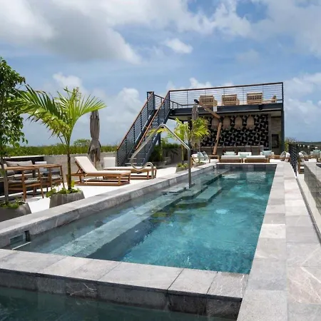 Ideal Location With Cenote Pools Gym Restaurant * Tulum