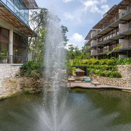 Ideal Location With Cenote Pools Gym Restaurant Holiday home Tulum