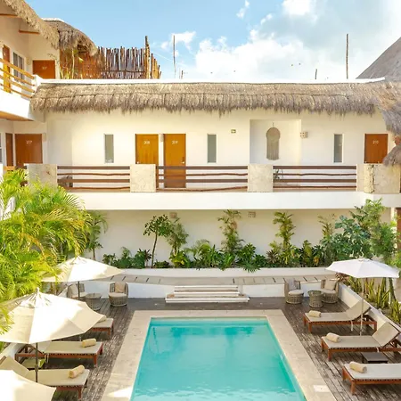 Collection O Kaab Downtown Tulum Hotel 4*