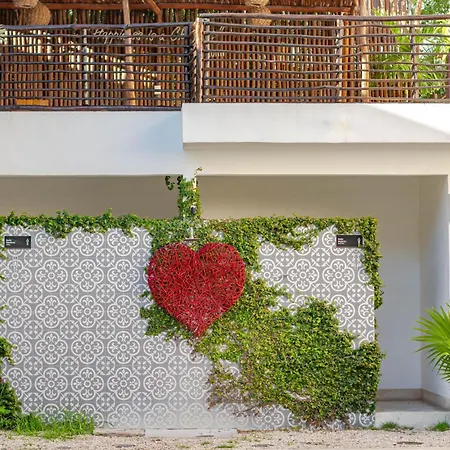 Hotel Collection O Kaab Downtown Tulum 4*