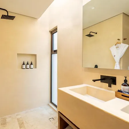 Collection O Faisano Boutique Hotel, Spa, Transportation, & Tours, (adults Only) Hotel 3*