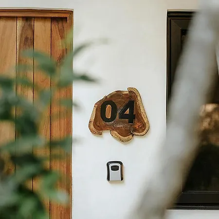 Stylish 3bd3ba In Tulum's Neighborhood