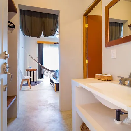 Jaakbal * Tulum