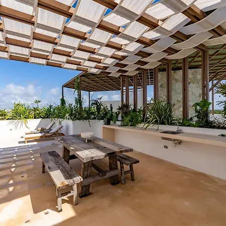 Oasis Yaaxlum * Tulum