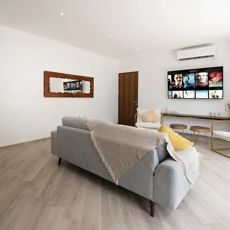 Oasis Yaaxlum Holiday home *