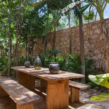 Holiday home 3br In Gated Community With Private Rooftop Plunge Pool, Grill & Shared Pool *