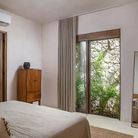 Holiday home 3br In Gated Community With Private Rooftop Plunge Pool, Grill & Shared Pool