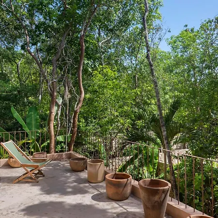 3br In Gated Community With Private Rooftop Plunge Pool, Grill & Shared Pool Holiday home *