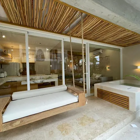 Apartment New With Bathtub And Jacuzzi *