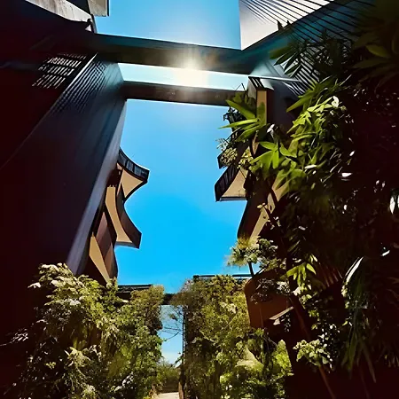 Jungle Guardian - Rooftop Pool & Club Tulum