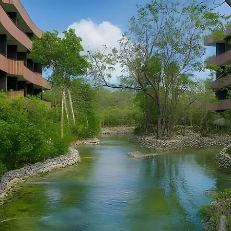 Сasa de vacaciones Jungle Guardian - Rooftop Pool & Club *