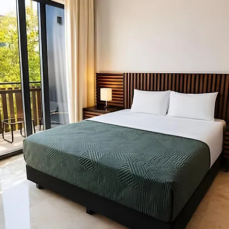 Jungle Guardian - Rooftop Pool & Club * Tulum