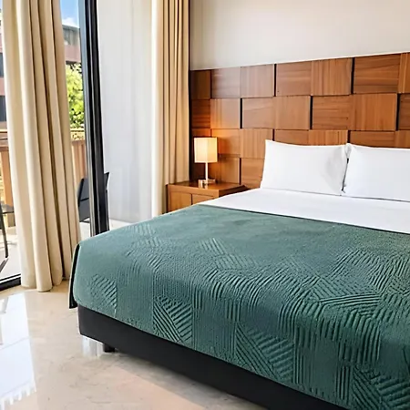 Сasa de vacaciones Jungle Guardian - Rooftop Pool & Club *