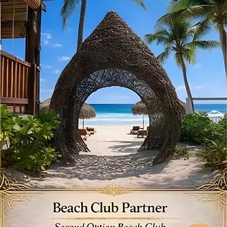 Jungle Guardian - Rooftop Pool & Club Сasa de vacaciones *