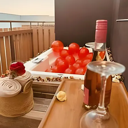Jungle Guardian - Rooftop Pool & Club Tulum