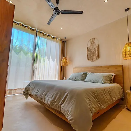 Apartment Jungle Apt, Private Pool & Security 24