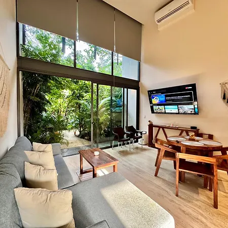 Luxury Loft Minutes From The Sea! Apartment