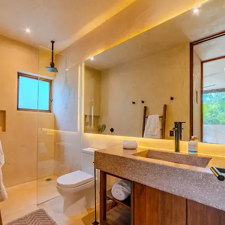 Jungle Apt, Private Pool & Security 24 Apartment *