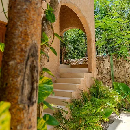 Apartment Jungle Apt, Private Pool & Security 24 *